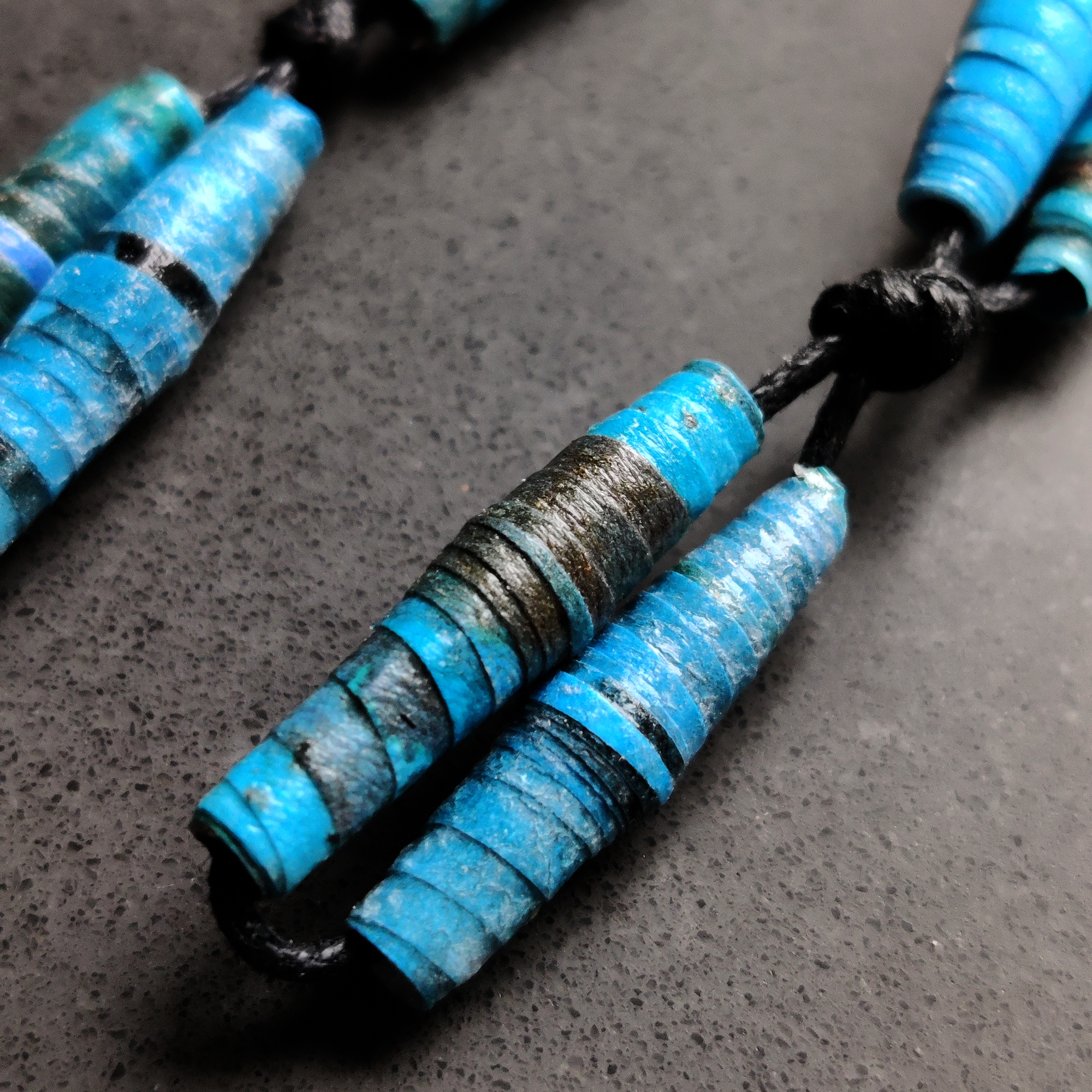 Upbeads papierkralen blauw detail
